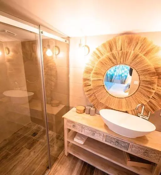 La Bohème. Maison De Village Cosy, Jardin Et Spa