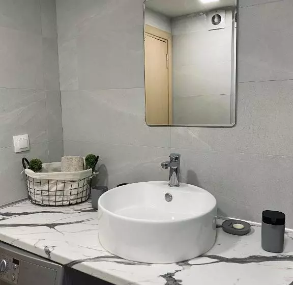 Sunshine Apartment