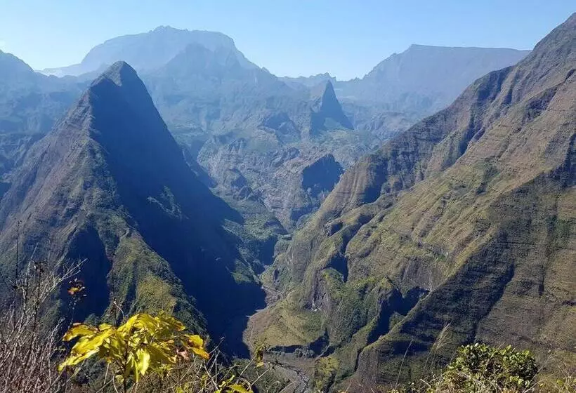 Superbe Studio Avec Varangue à 150 M De La Plage à La Saline Les Bains