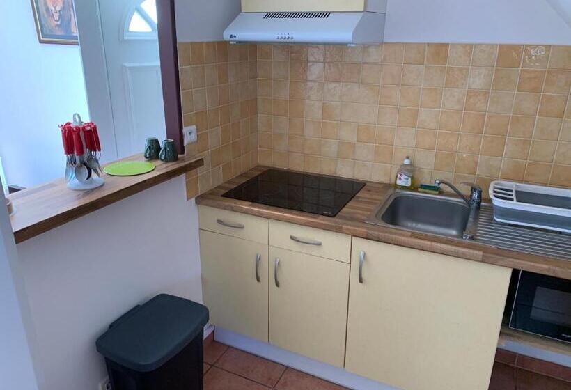 Appartement Situé Prés Des Plages Et Du Golf