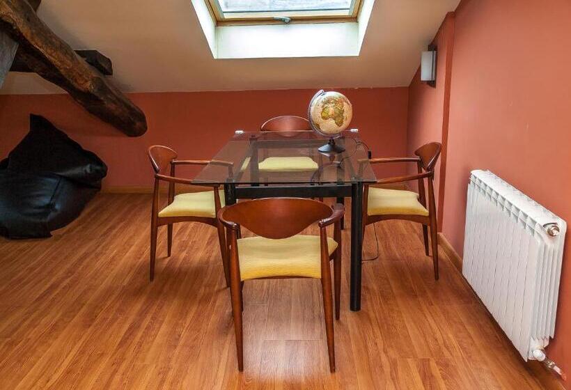 Auténtica Buhardilla En El Centro De Béjar