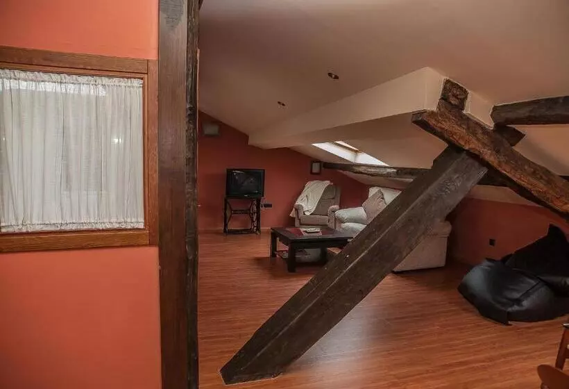 Auténtica Buhardilla En El Centro De Béjar