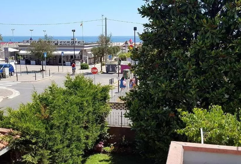 B&b Ensileva Beach