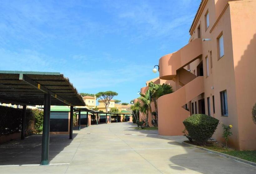 Bonito Apartamento Con Jardín Privado En Novo