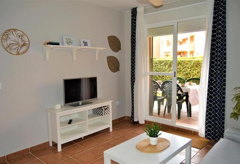 Bonito Apartamento Con Jardín Privado En Novo