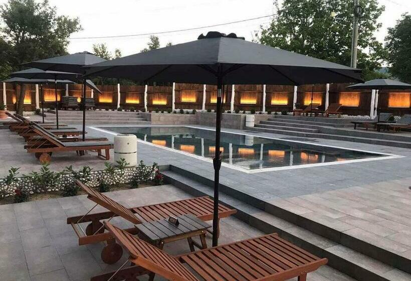 ホテル семеен хотел и ресторант райски залив