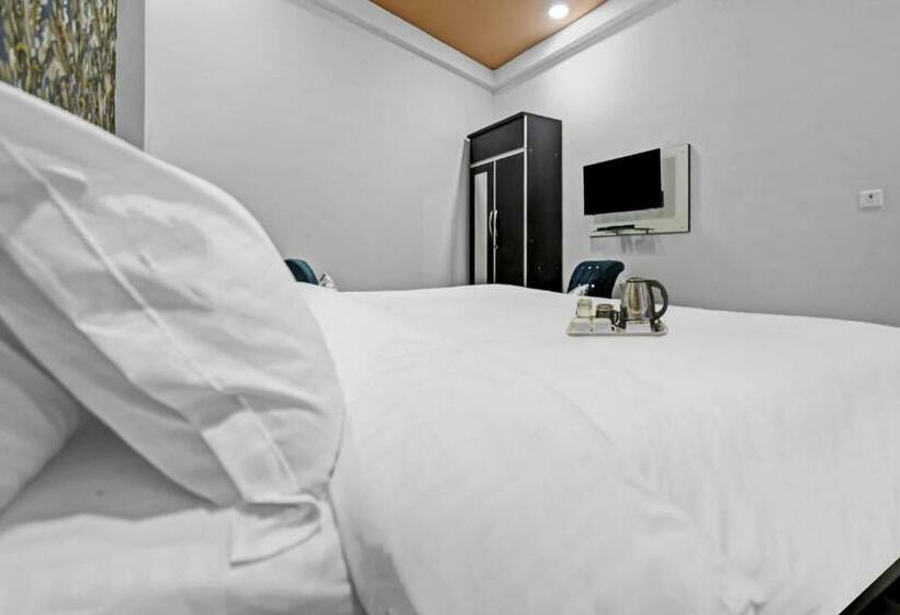 호텔 Collection O High Strret