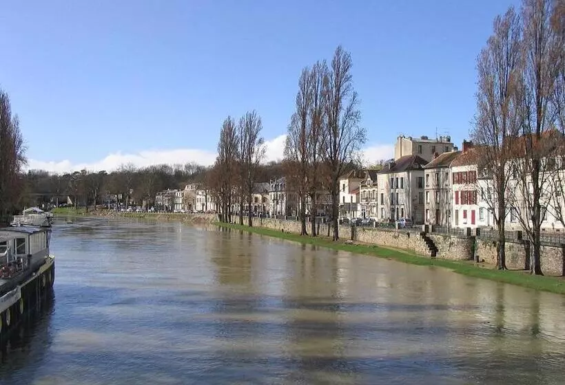 Nouveau   Luxure   Secret Suite   Jacuzzi