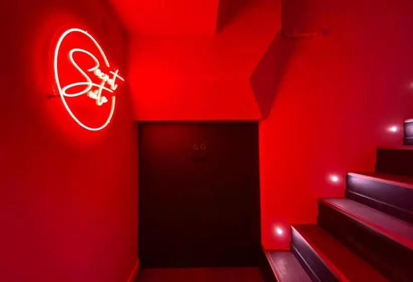 Nouveau   Luxure   Secret Suite   Jacuzzi