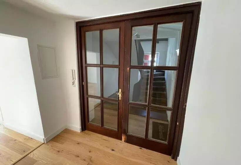 Schloss & Altstadt   Modern & Stylish Für 6 Küche