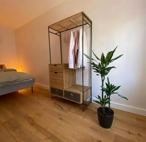 Schloss & Altstadt   Modern & Stylish Für 6 Küche