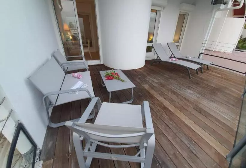 Villa Marbella   Vue Mer   Piscine Privée   Proche Plages