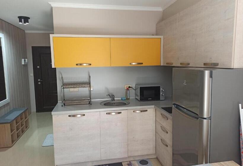 Amara Boutique & Design студио