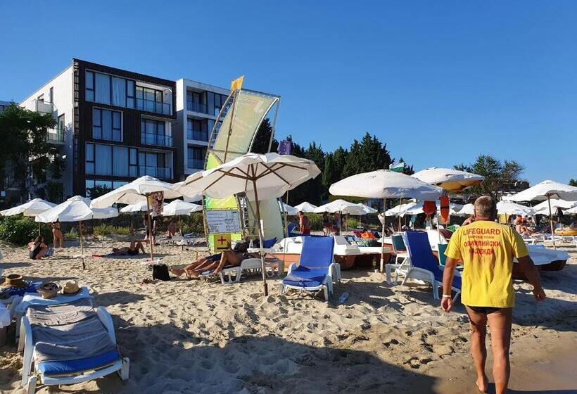 Amara Boutique & Design студио