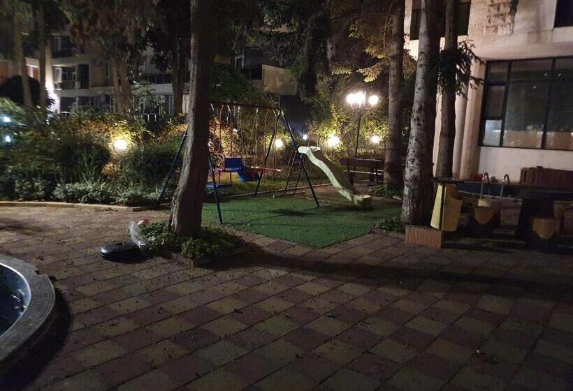 Amara Boutique & Design студио