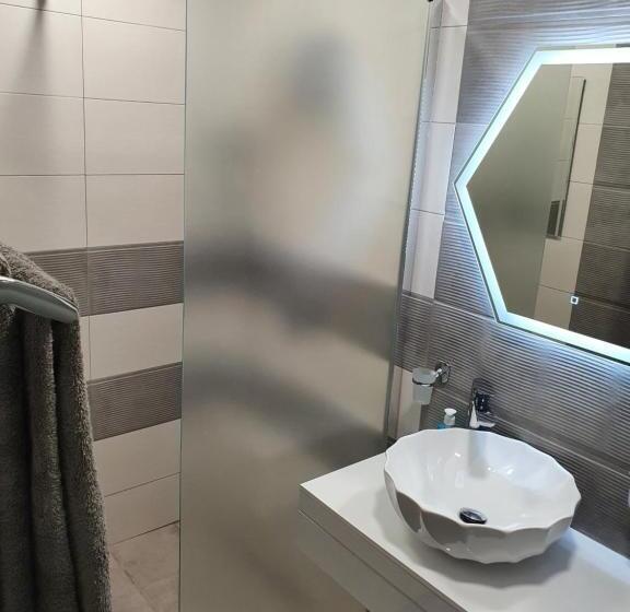 Amara Boutique & Design студио