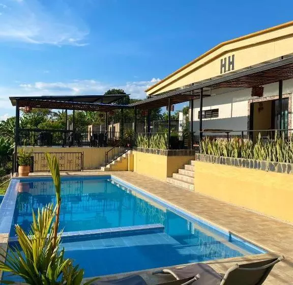 ベッドアンドブレックファースト Casa Campestre Hh