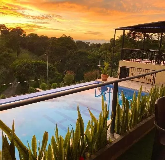 ベッドアンドブレックファースト Casa Campestre Hh