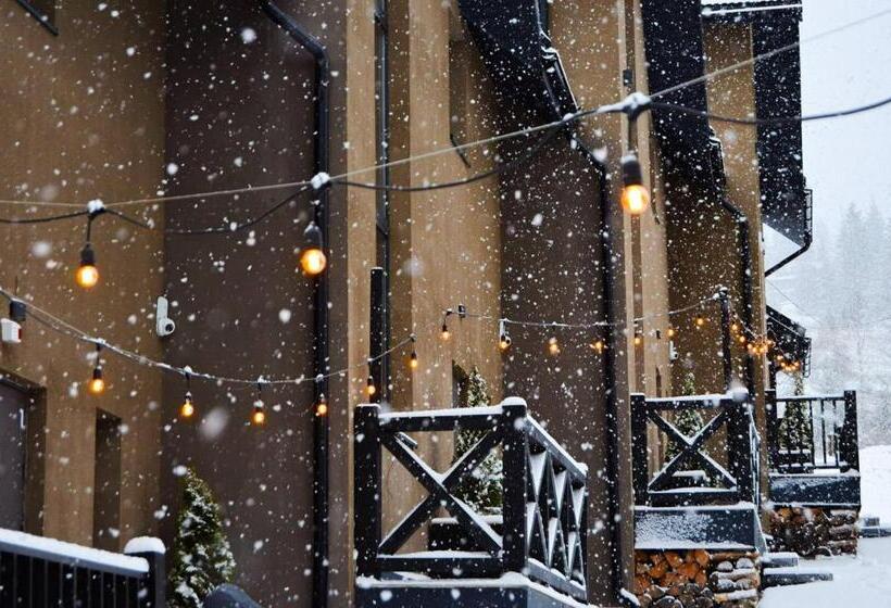 Szálloda котеджі грань