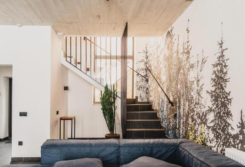 Szálloda котеджі грань