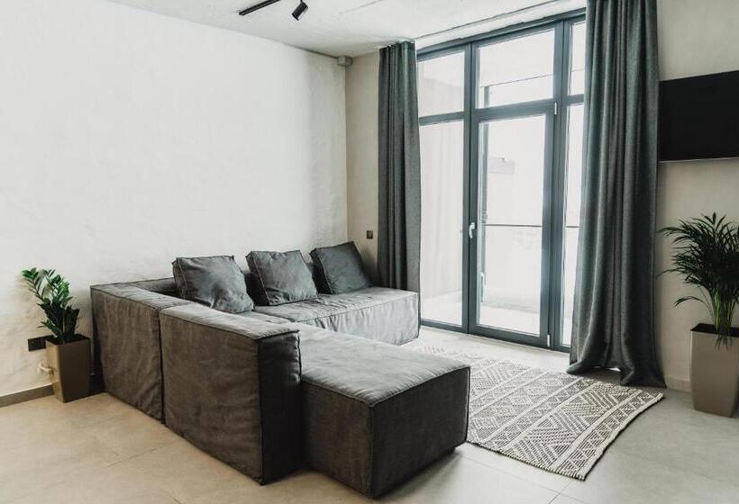 Szálloda котеджі грань