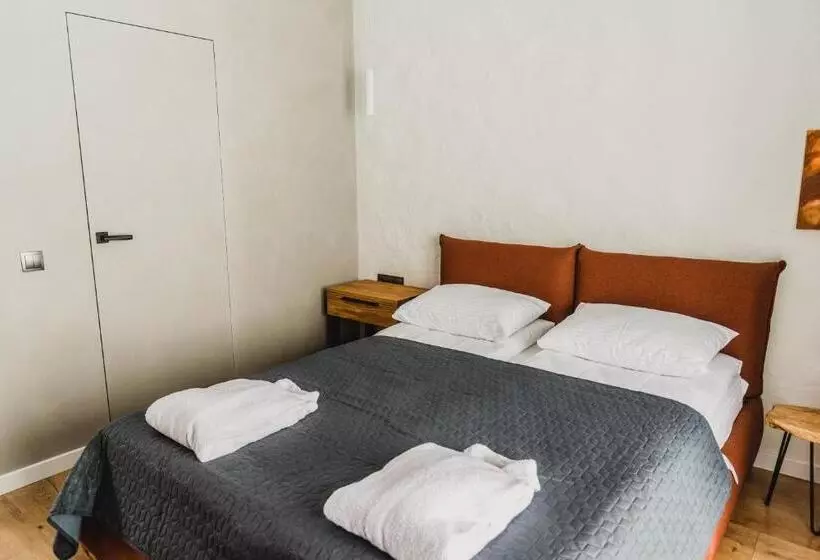 Hotelli котеджі грань