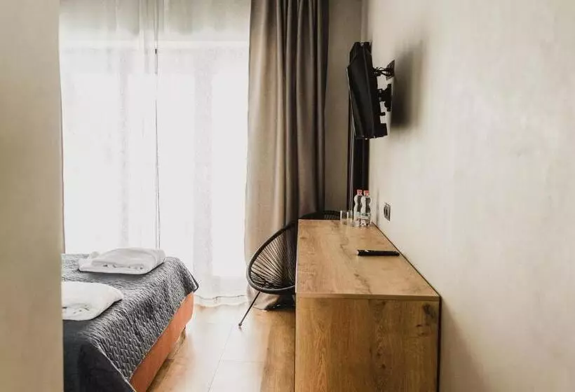 Hotelli котеджі грань