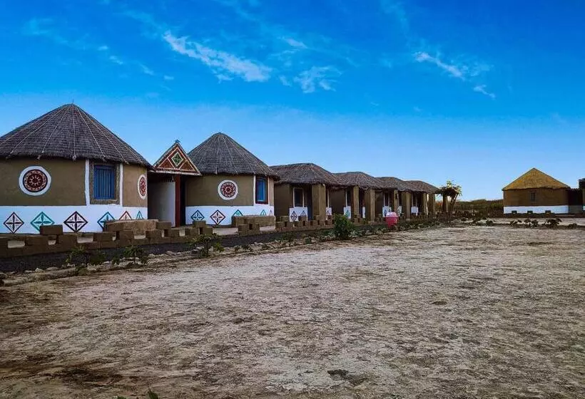 Hotelli Rann Star Village Stay