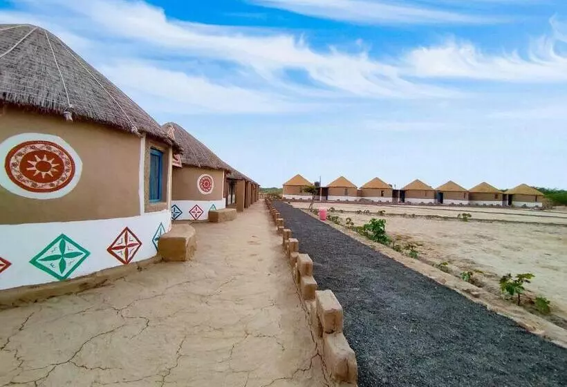 Hotelli Rann Star Village Stay
