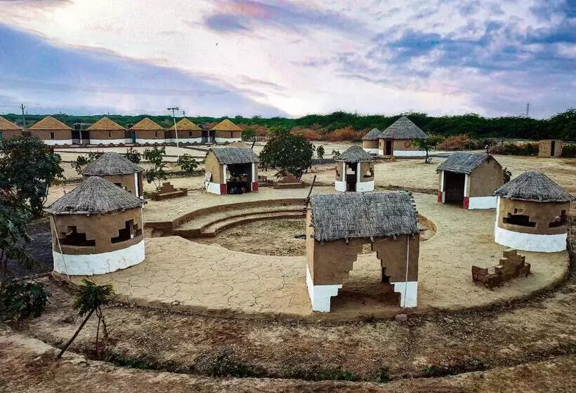 Hotelli Rann Star Village Stay