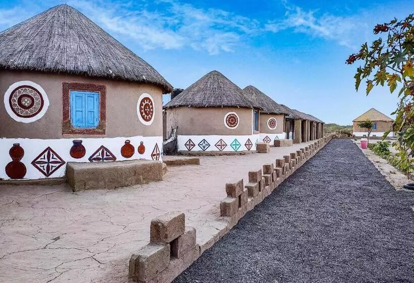 Hotelli Rann Star Village Stay
