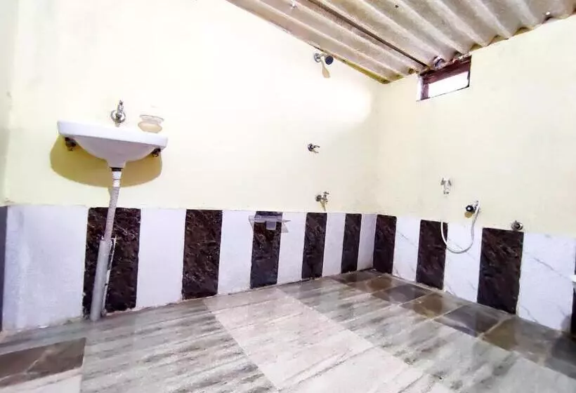 Hotelli Rann Star Village Stay