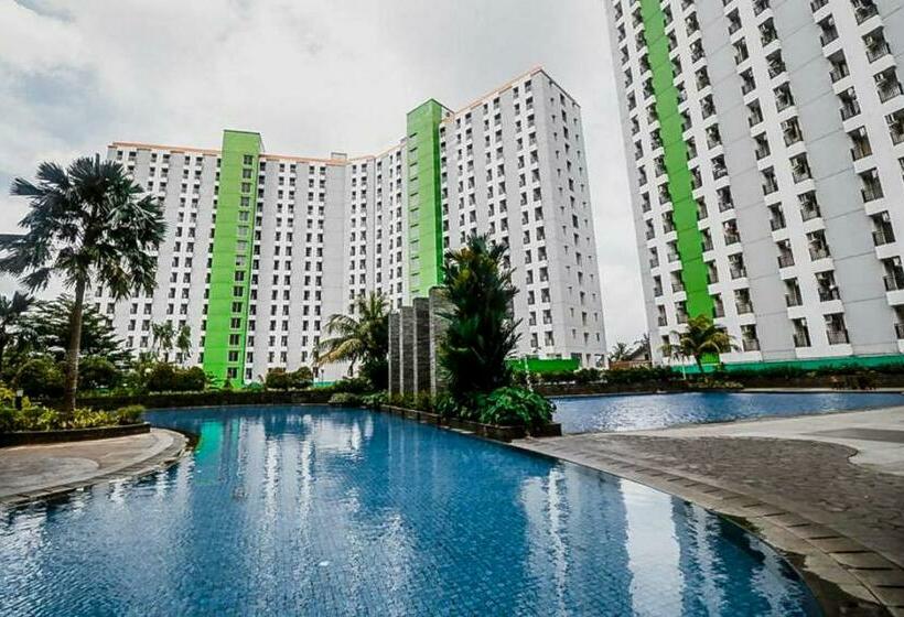 Hotel Redliving Apartemen Green Lake View Ciputat   Juragan Rooms Tower B With Fast Wifi
