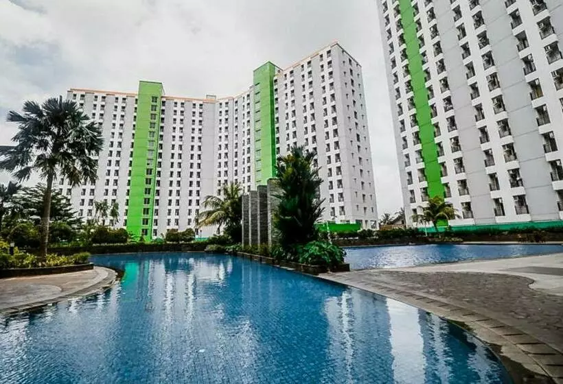 ホテル Redliving Apartemen Green Lake View Ciputat   Juragan Rooms Tower B With Fast Wifi