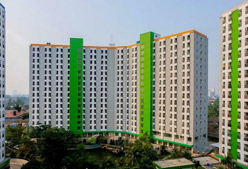 Hotel Redliving Apartemen Green Lake View Ciputat   Juragan Rooms Tower B With Fast Wifi