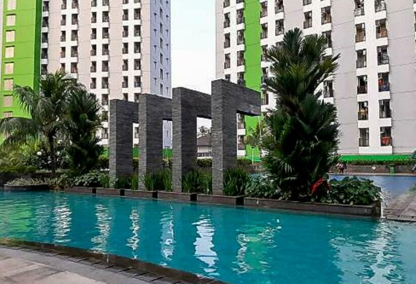 Hotel Redliving Apartemen Green Lake View Ciputat   Juragan Rooms Tower B With Fast Wifi