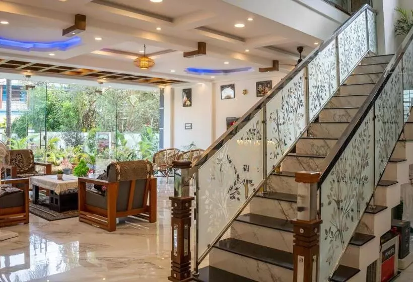 Hotelli White House Residency