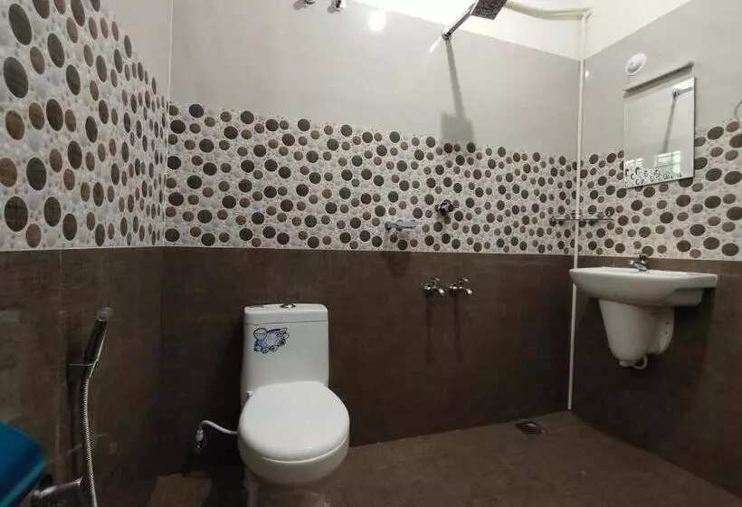 Hotelli White House Residency