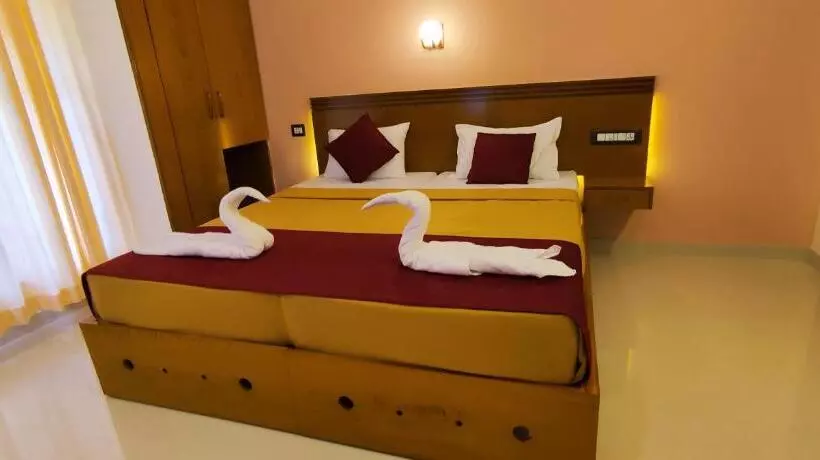 Hotelli White House Residency