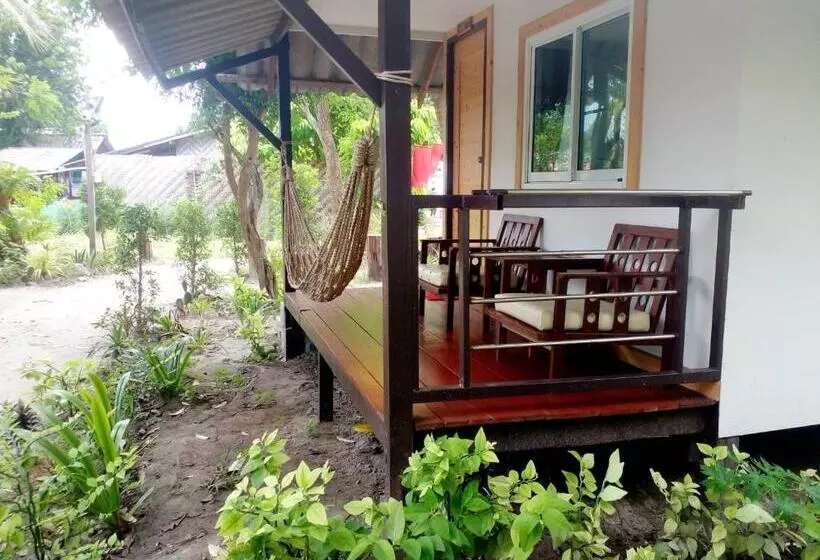 Lipe Garden Beach Resort