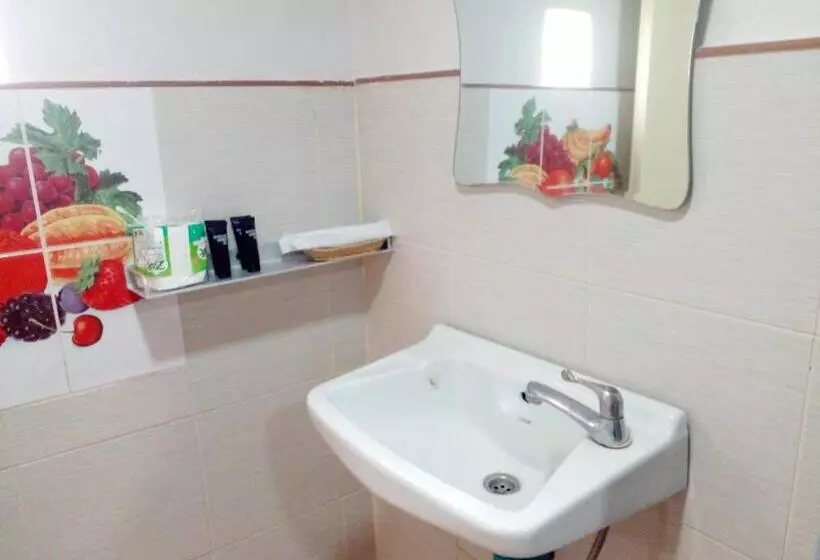 Lipe Garden Beach Resort