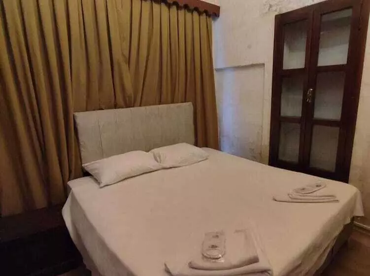 پانسیون Joselin