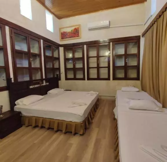 پانسیون Joselin