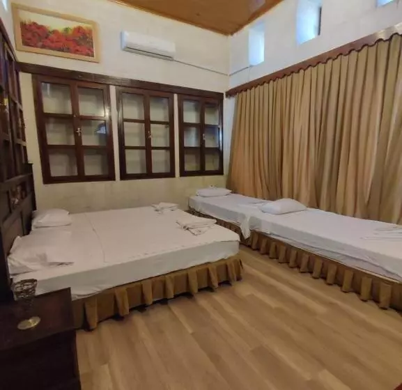 پانسیون Joselin