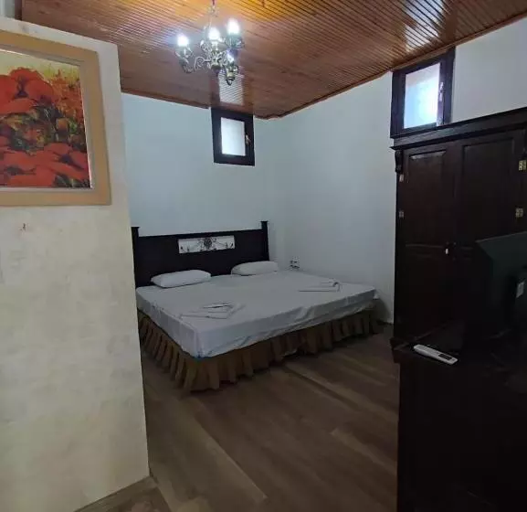 پانسیون Joselin