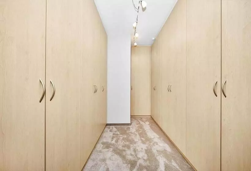 Strandpalais Prinz Von Preussen   Anbau Vom Strandhotel Preussenhof