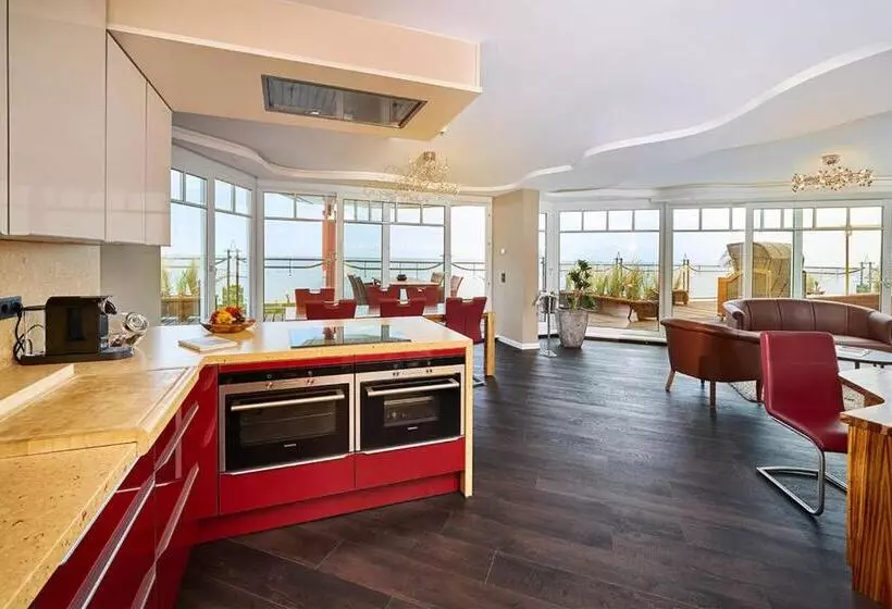 Strandpalais Prinz Von Preussen   Anbau Vom Strandhotel Preussenhof