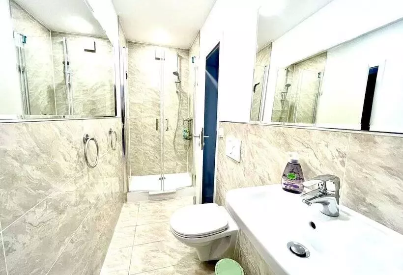 住宿加早餐 Villa Orchard Frankfurt