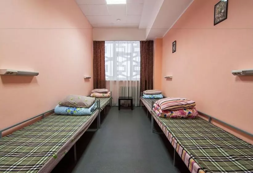 Express Hotel & Hostel