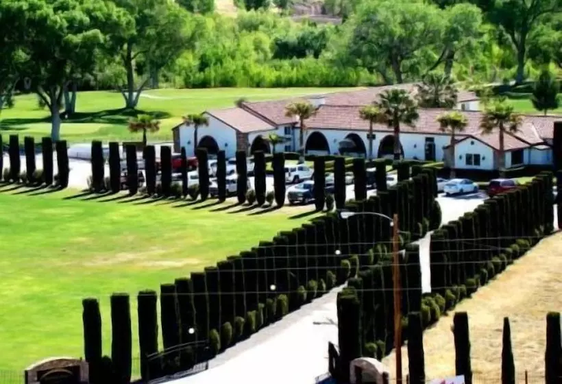 Historic Beaver Dam Lodge, Golf & Rv Resort